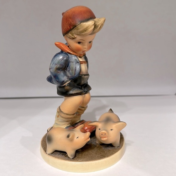 💙TM3 ‘Farm Boy’ Hummel Goebel #66 - Picture 4 of 6